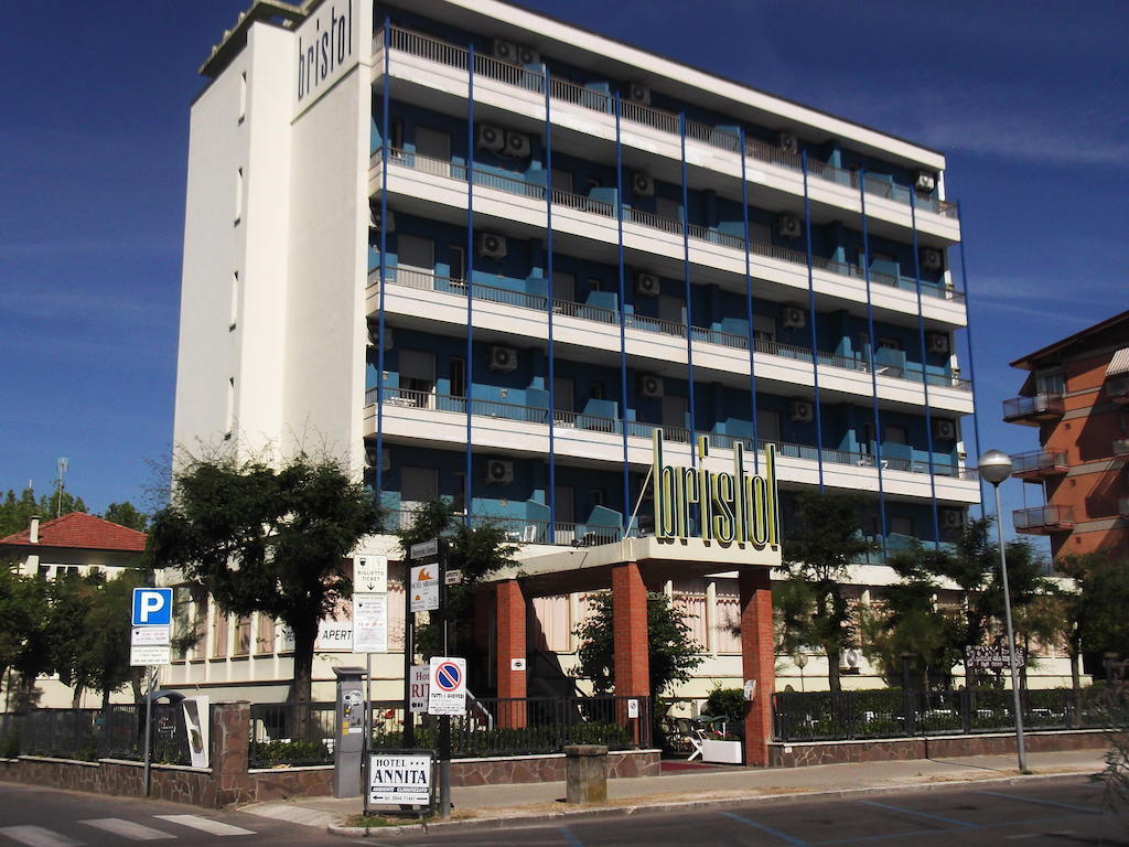 Hotel Bristol - Koolibry Hotels Cervia Extérieur photo